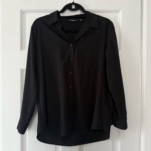 Uniqlo Black Women’s Button Down Shirt
